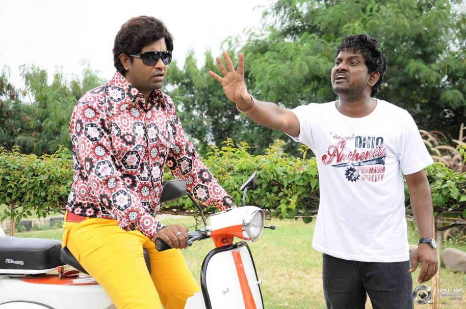 Athadu Aame O Scooter